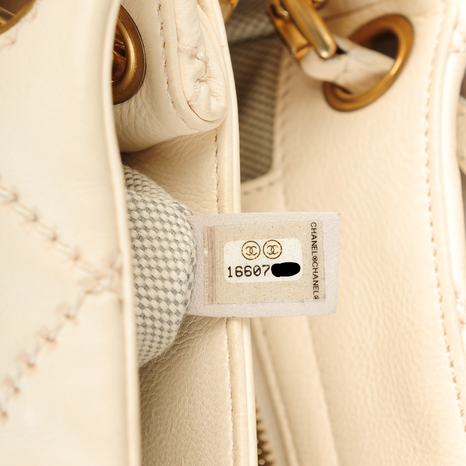 Chanel Calfskin Quilted Retro Chain Tote Ivory 7 of 7