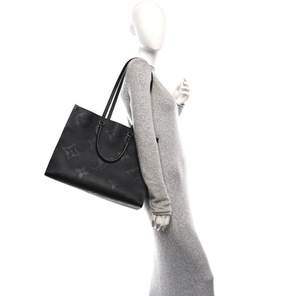 Louis Vuitton Empreinte Monogram Giant Onthego GM Black 2 of 10