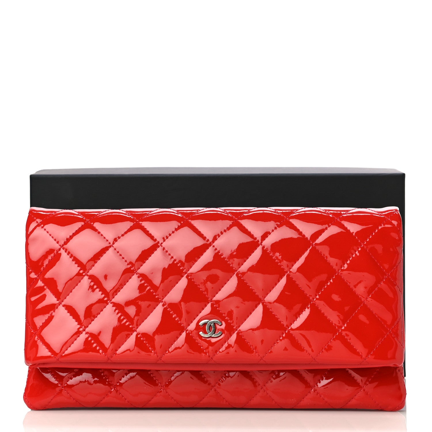 Chanel Patent Calfskin Quilted Beauty CC Clutch Red 14 of 14