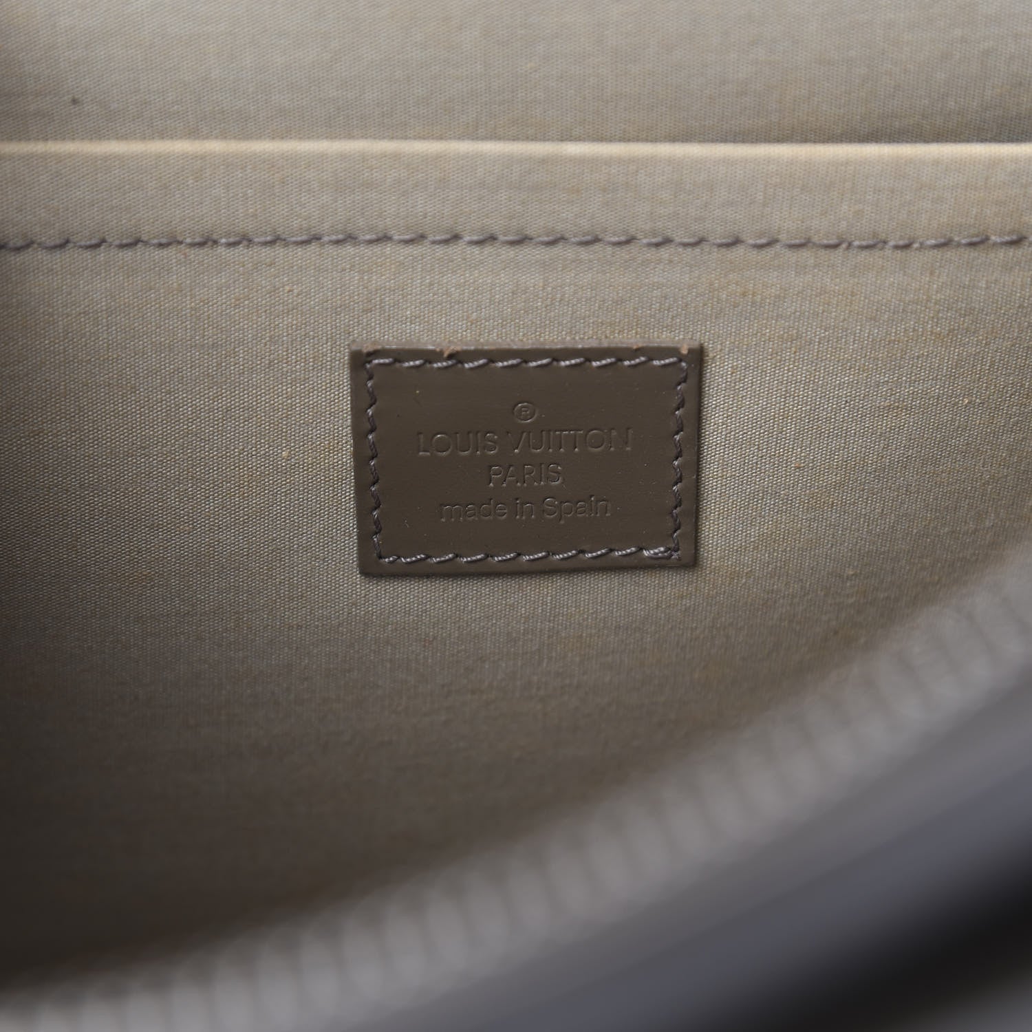 Louis Vuitton Epi Croisette PM Pepper 6 of 10