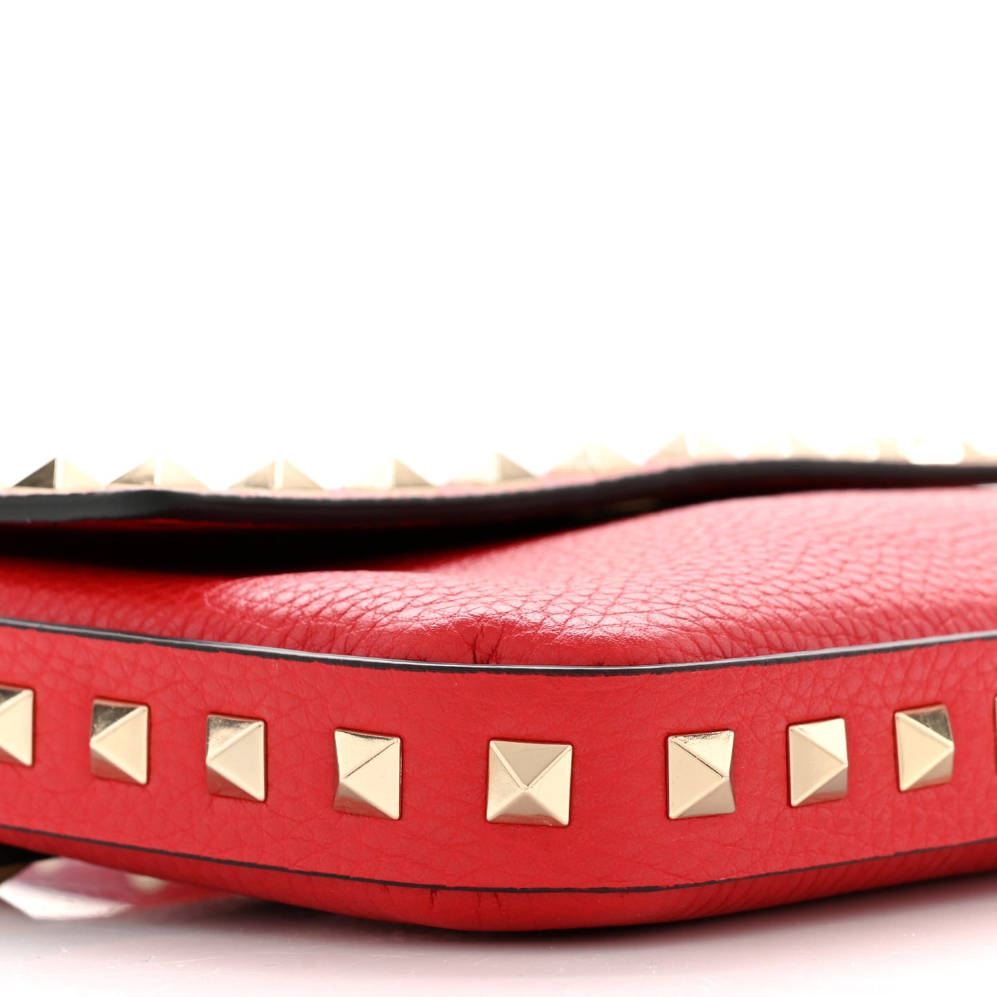 Grainy Calfskin Rockstud Crossbody Pouch Rouge Pur
