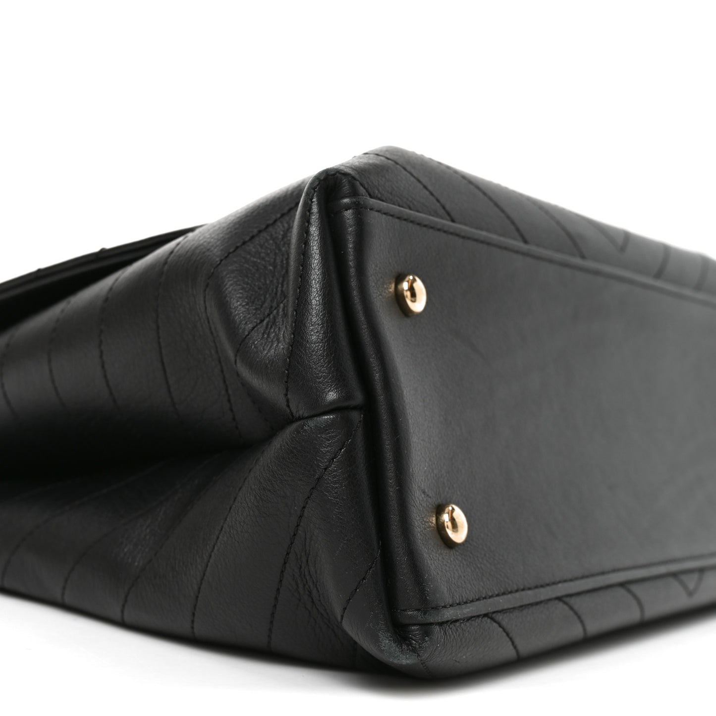 Grained Calfskin Chevron Stitched Medium Chic Top Handle Flap Black