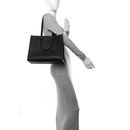 Louis Vuitton Empreinte Monogram Giant OnTheGo MM Black 2 of 10