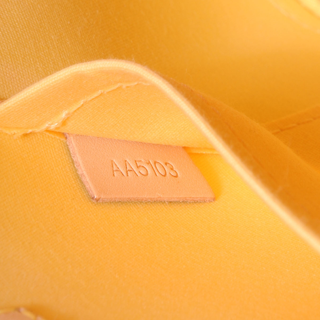 Louis Vuitton Vernis Alma BB Citrine 7 of 7