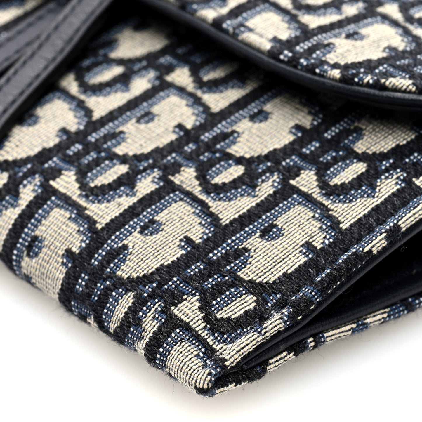Oblique Saddle Chain Long Wallet Blue