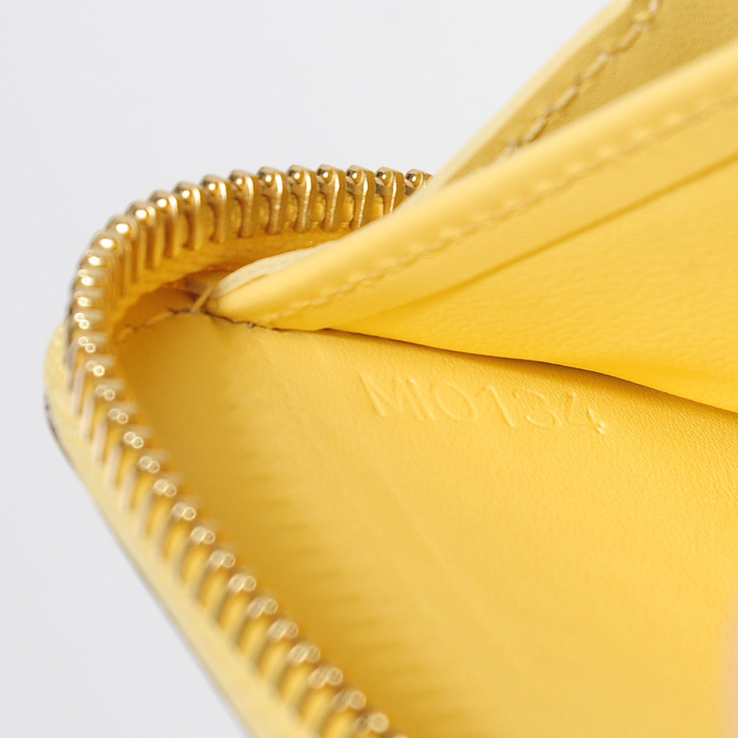 Louis Vuitton Vernis Zippy Wallet Citrine 7 of 7