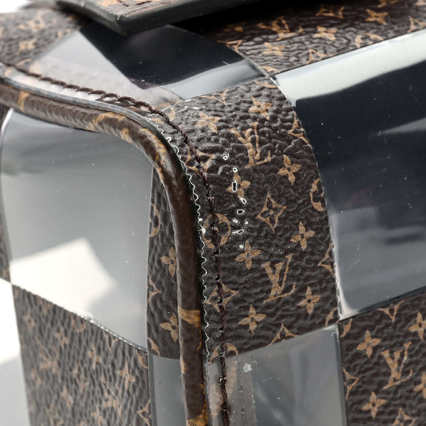 PVC Monogram Chess Keepall Bandouliere 25
