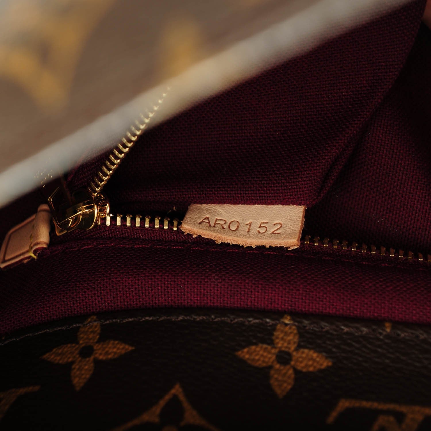 Louis Vuitton Monogram Raspail MM 7 of 7