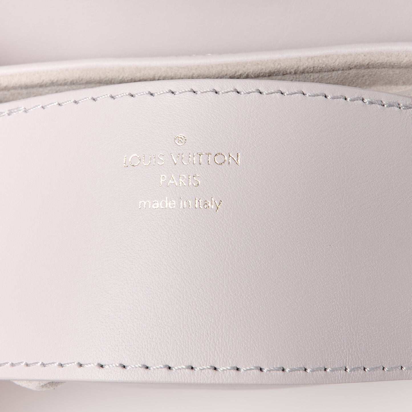 Calfskin New Wave Multi Pochette Brume