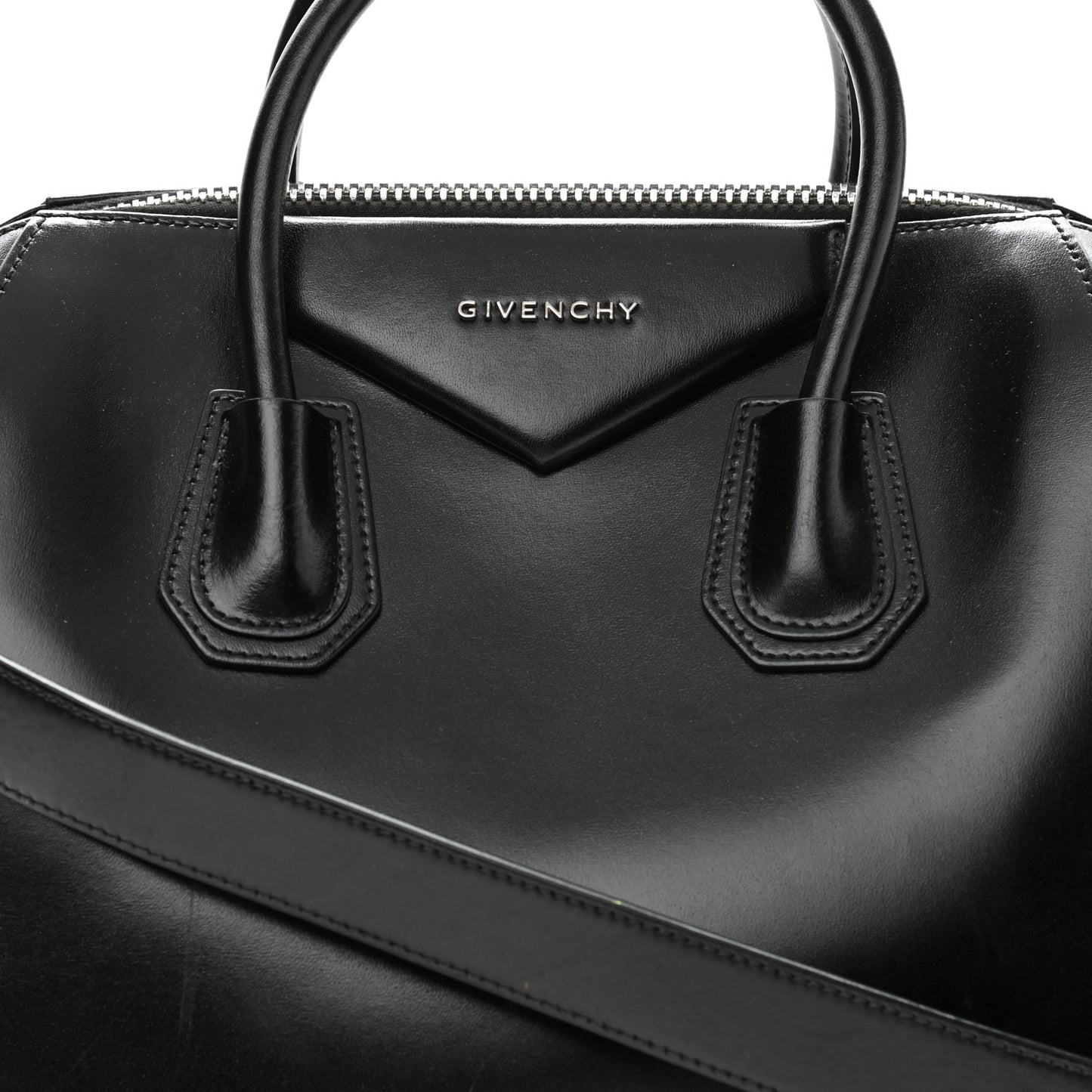 Shiny Lord Calfskin Medium Antigona Black