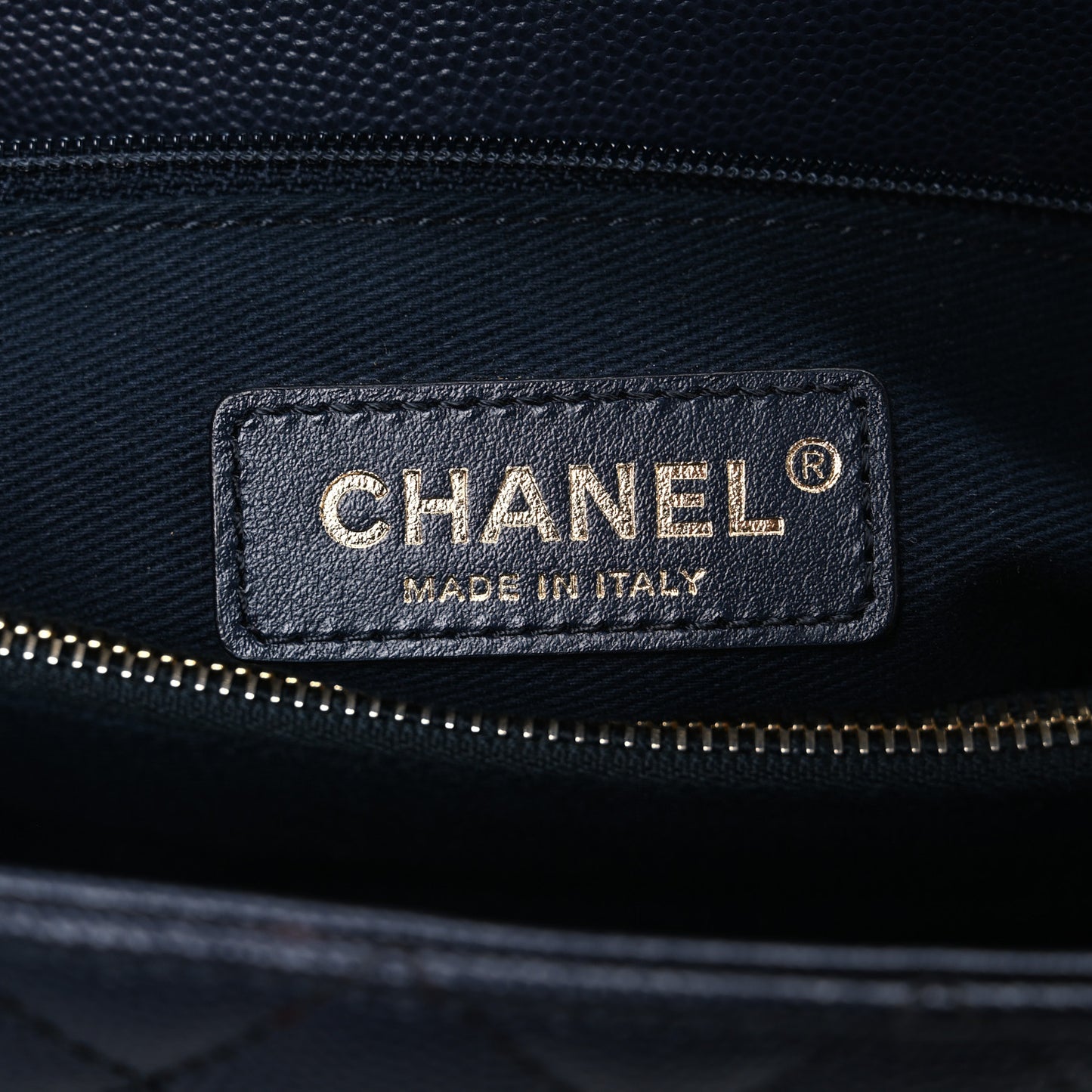 Caviar Quilted Medium Coco Handle Flap Black