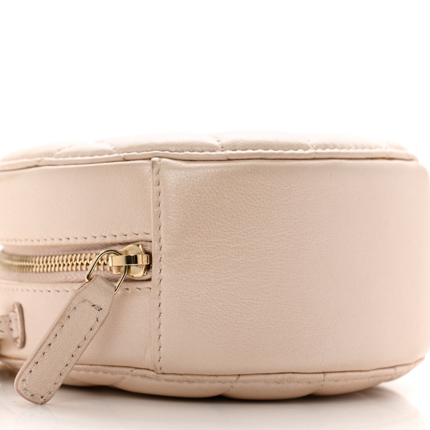 Chanel Iridescent Lambskin Quilted Pearl Round Clutch With Chain Light Beige 9 of 13