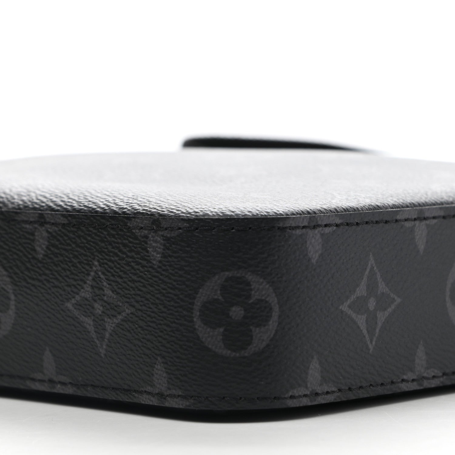 Louis Vuitton Reverse Monogram Eclipse Trio Messenger 10 of 12
