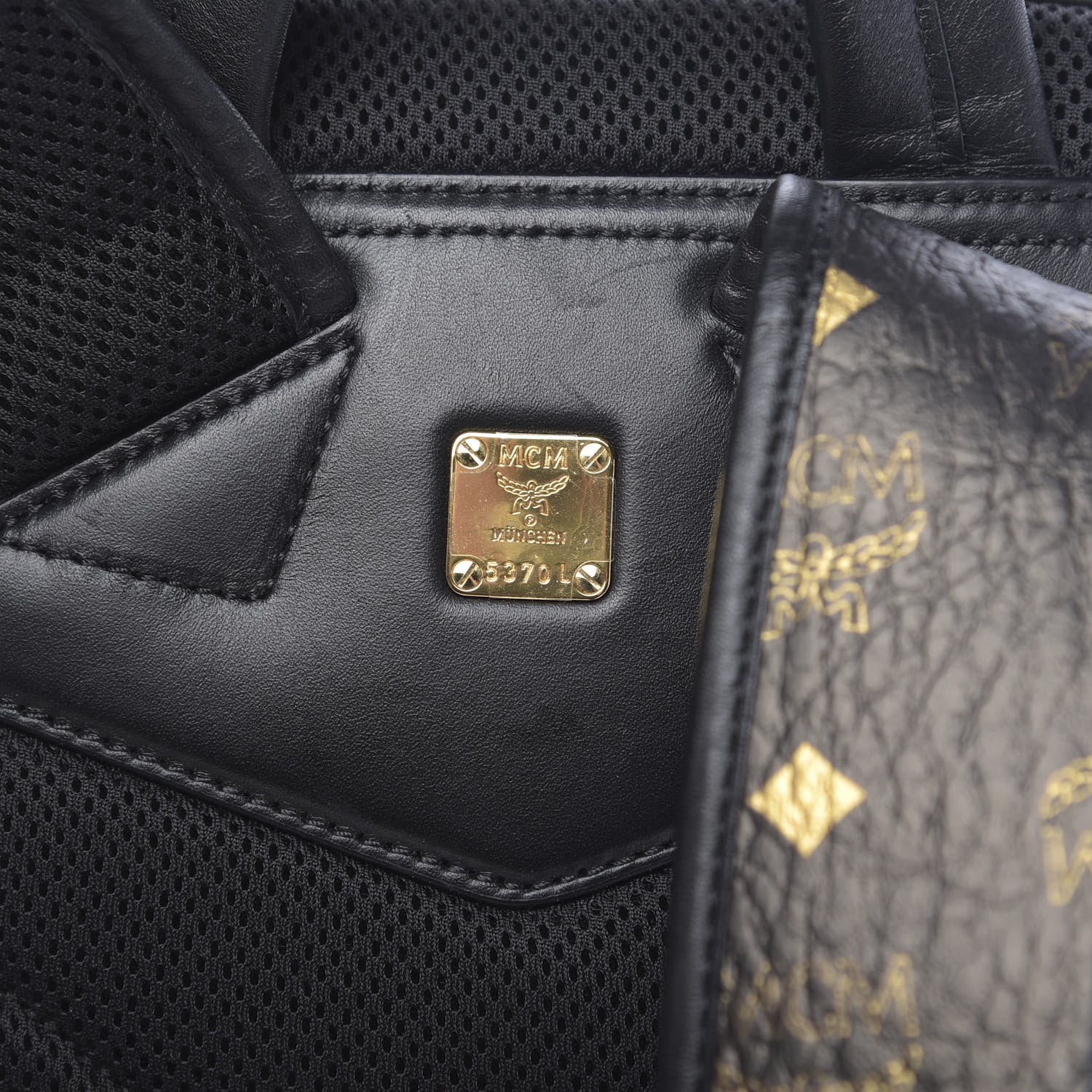 MCM Gradation Visetos Medium Backpack Black Gold 7 of 11