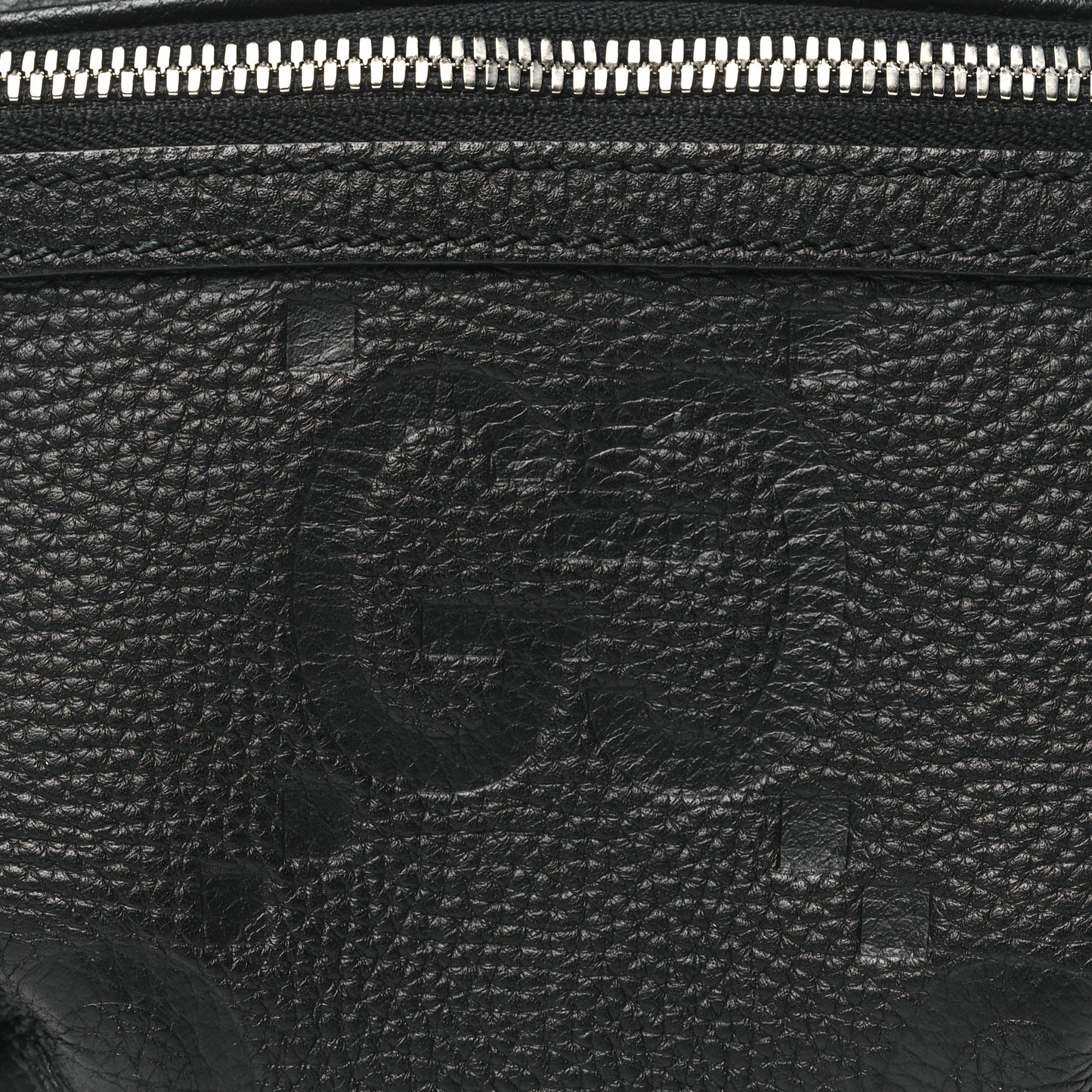Piuma Calfskin Jumbo GG Embossed Small Belt Bag Black