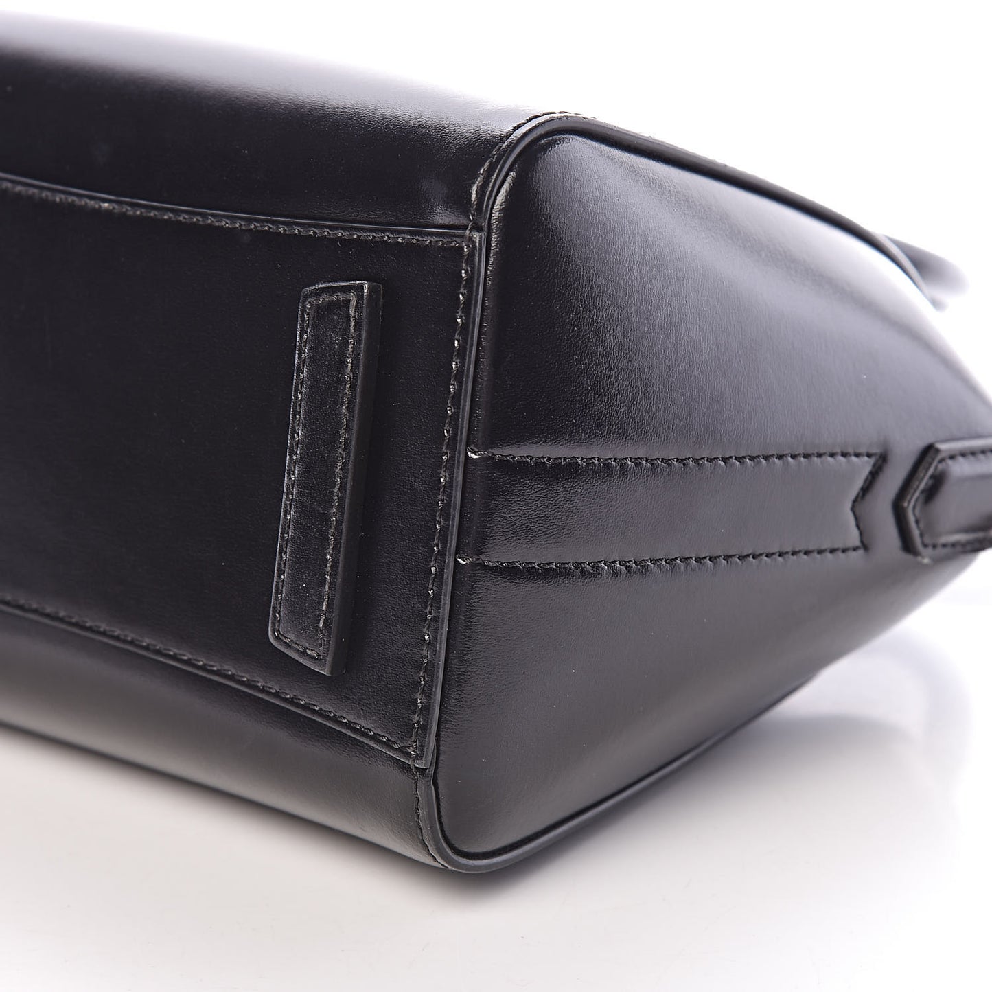 Shiny Lord Calfskin Mini Antigona Black