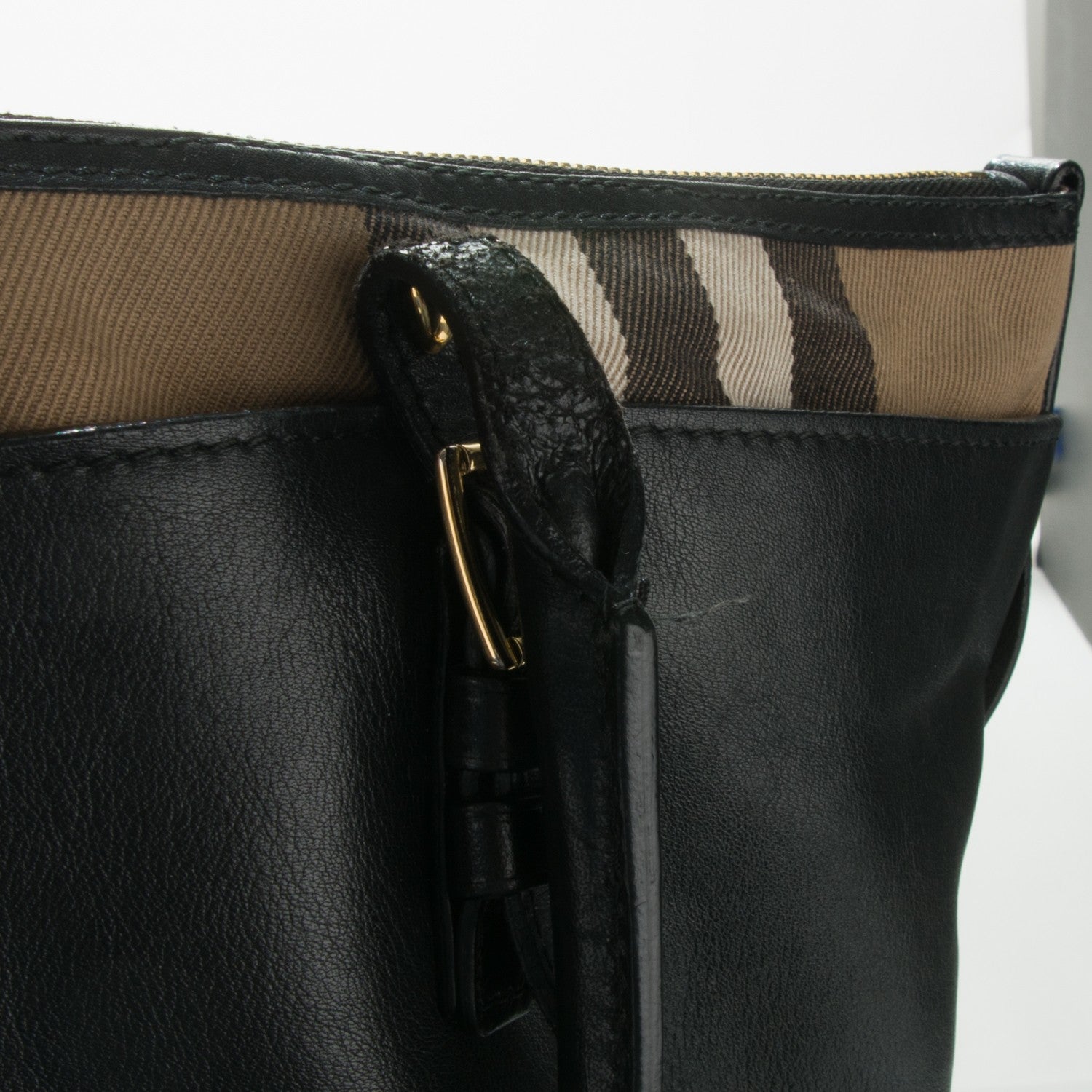 Burberry Calfskin House Check Small Salisbury Tote Black 10 of 13