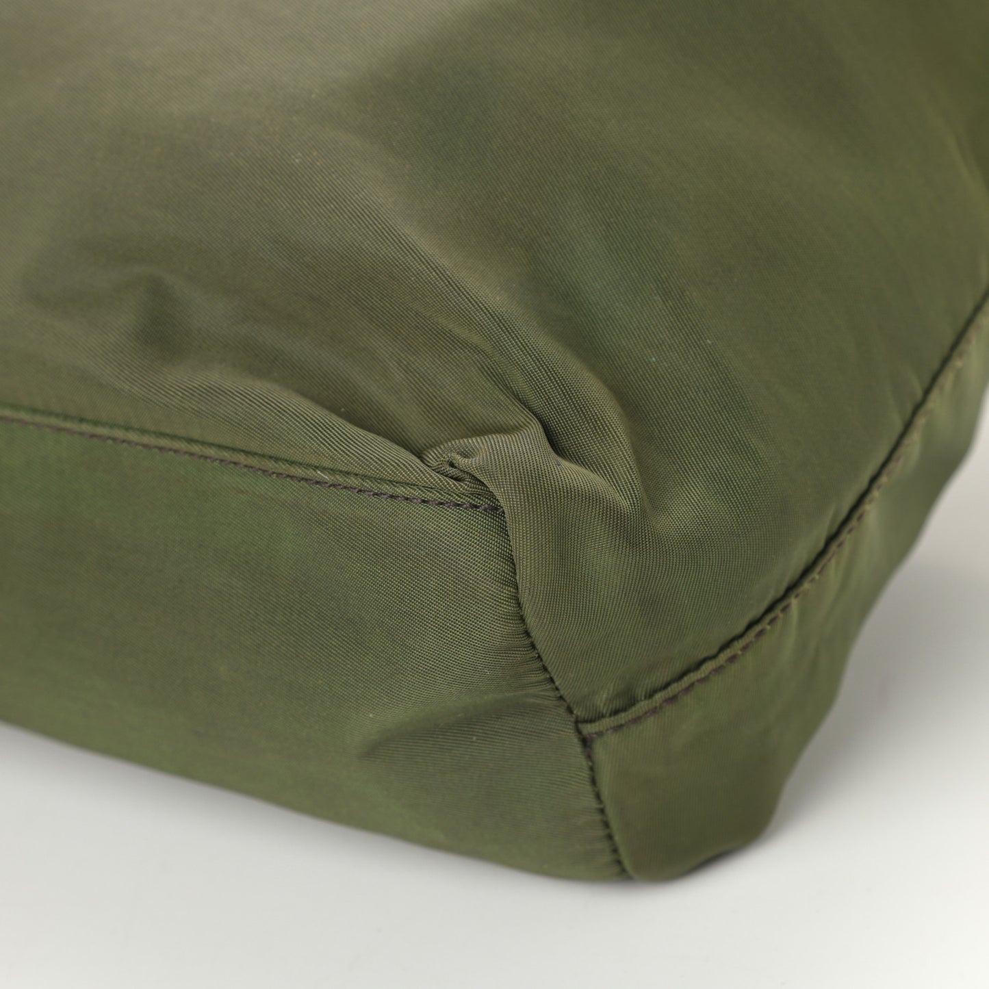 Tessuto Nylon Tote Larice