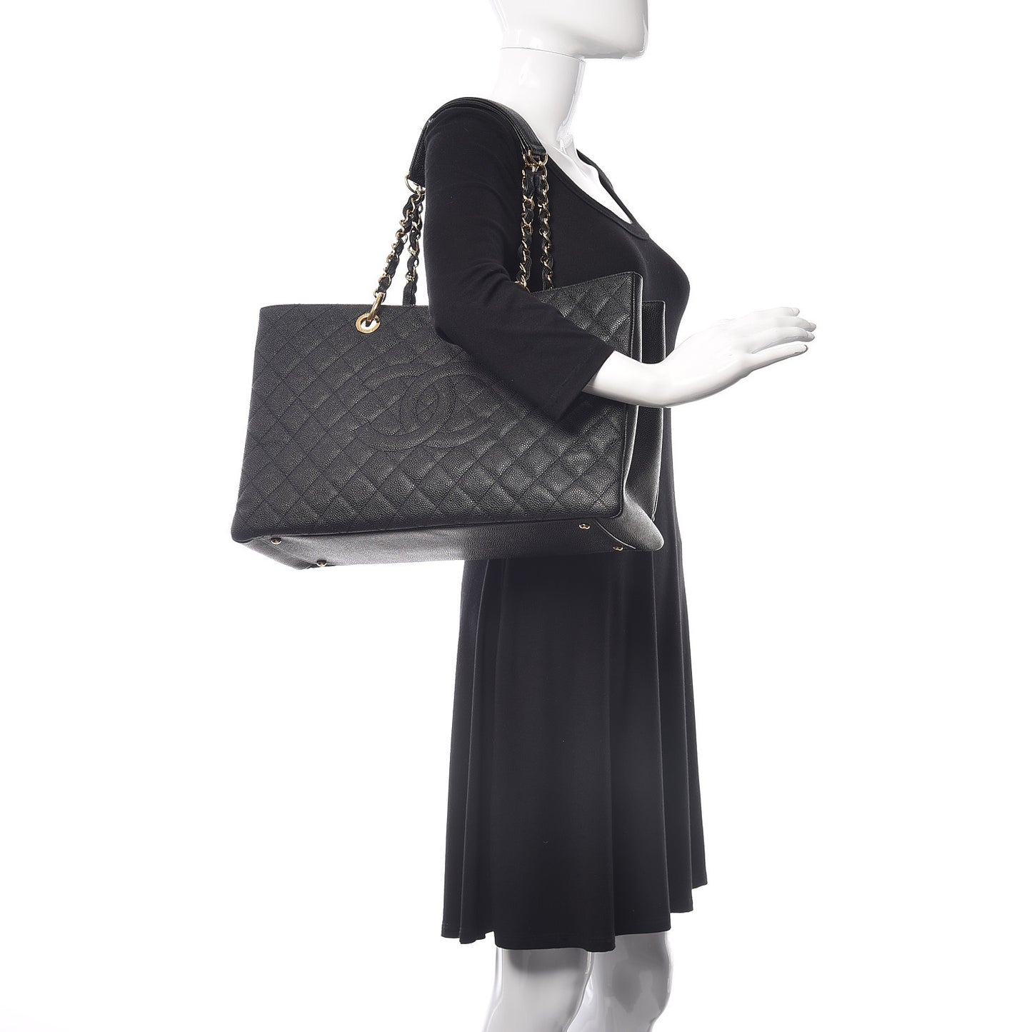 Caviar Quilted XL Grand Shopping Tote GST Black