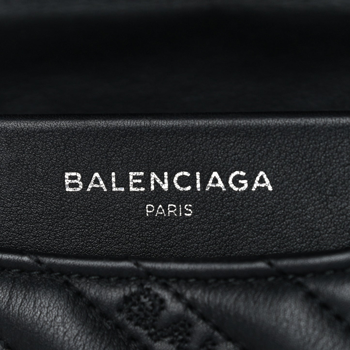 Calfskin Logo Matelasse M BB Chain Shoulder Bag Black