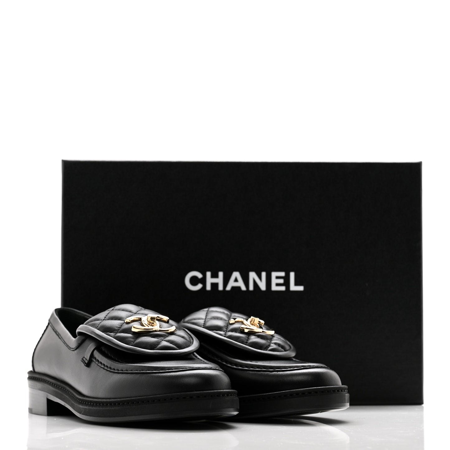 Lambskin Quilted CC Turnlock Loafers 37 Black