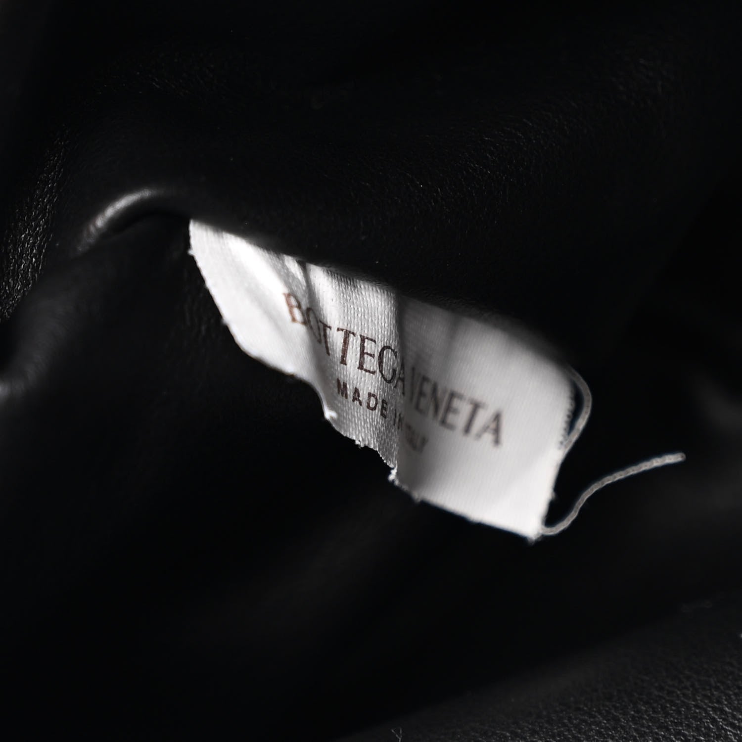 Bottega Veneta Calfskin The Pouch Chain Black 6 of 10