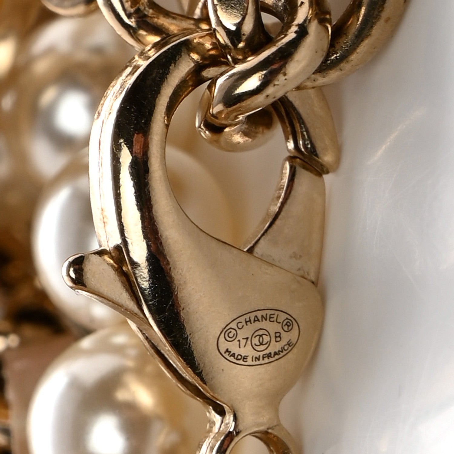 Chanel Lambskin Pearl Multistrand Bracelet White Beige 4 of 4