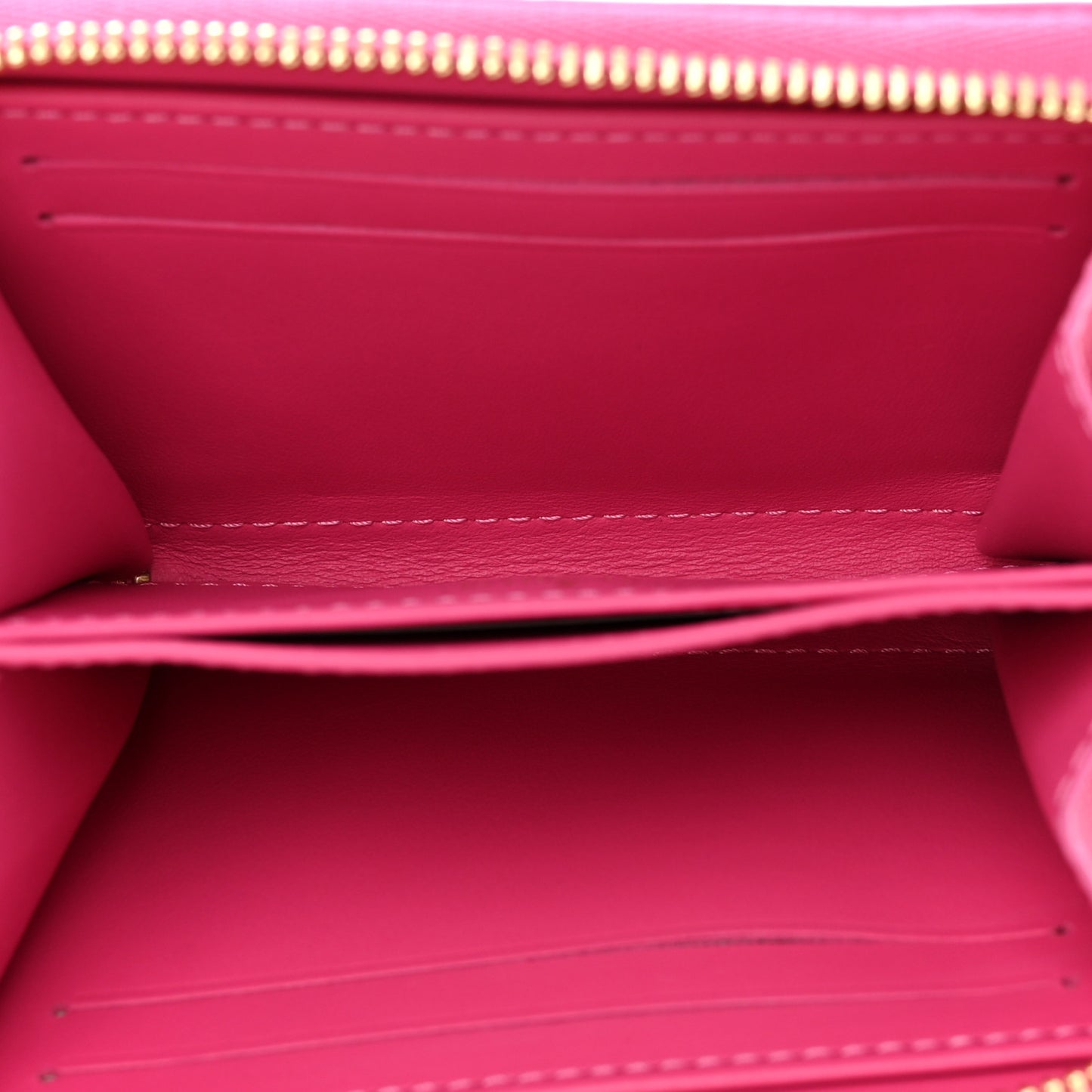 Vernis Enamel Heart Zippy Coin Purse Neon Pink