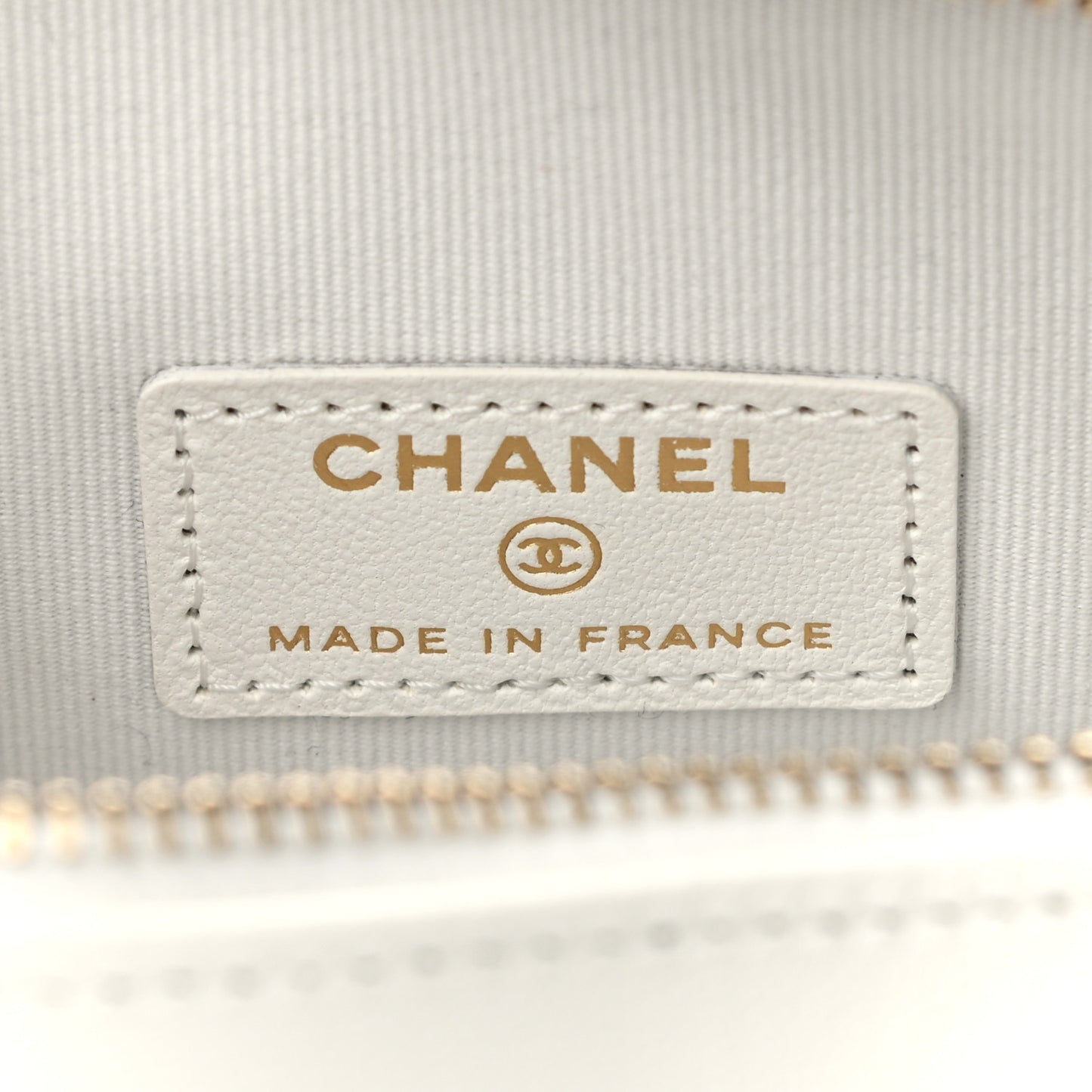 Lambskin Quilted CC In Love Heart Clutch With Chain White