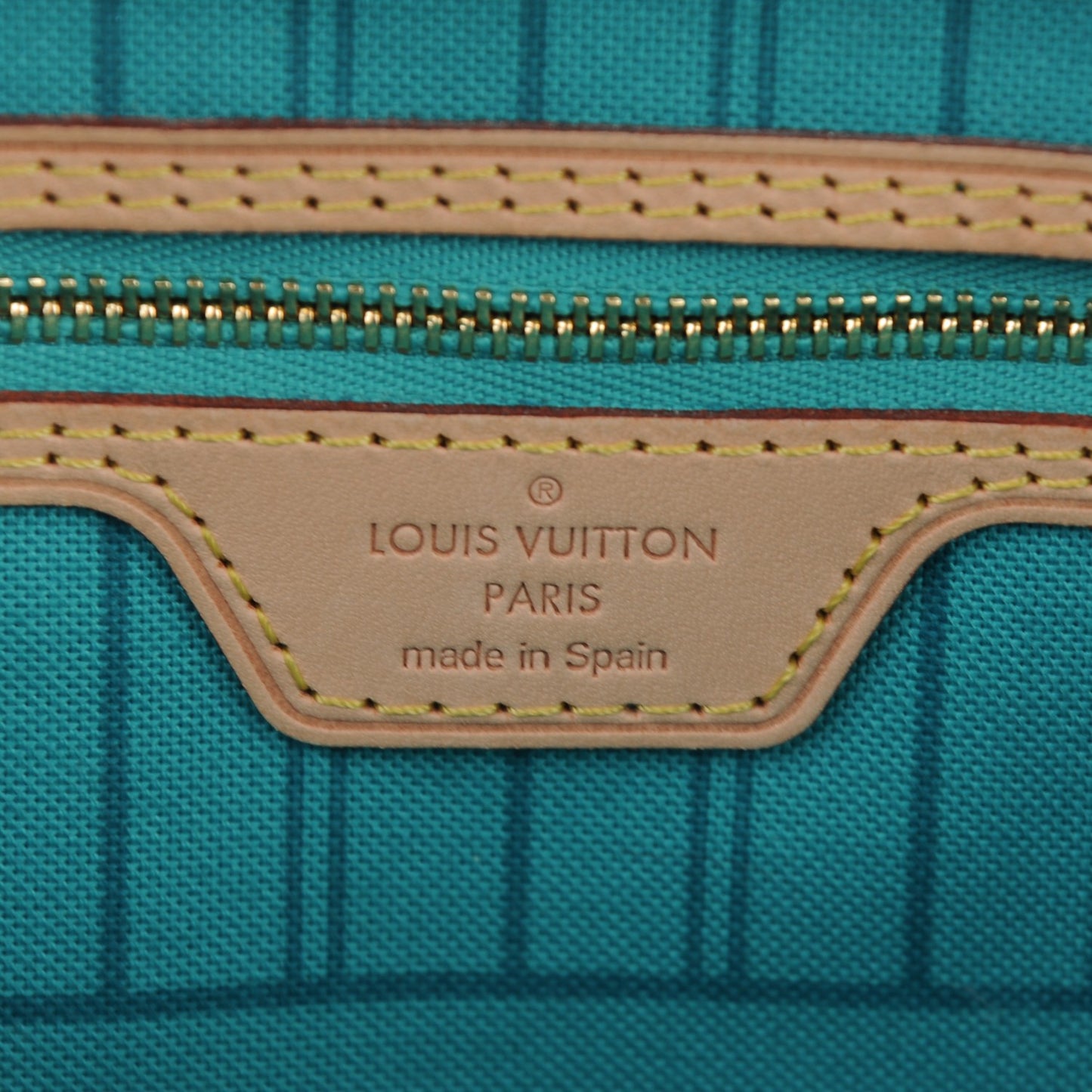 Monogram V Neverfull MM Turquoise