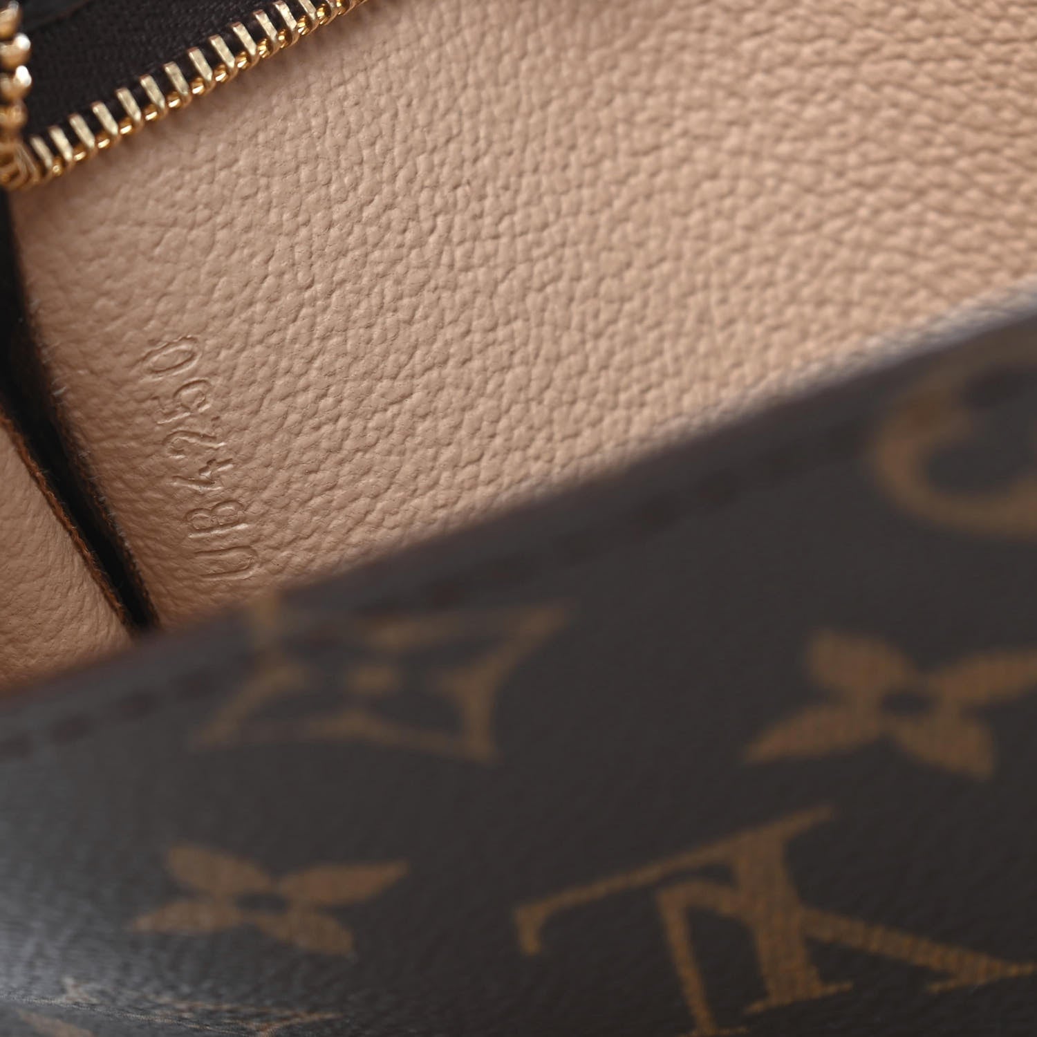 Louis Vuitton Monogram Toiletry Pouch 19 6 of 6