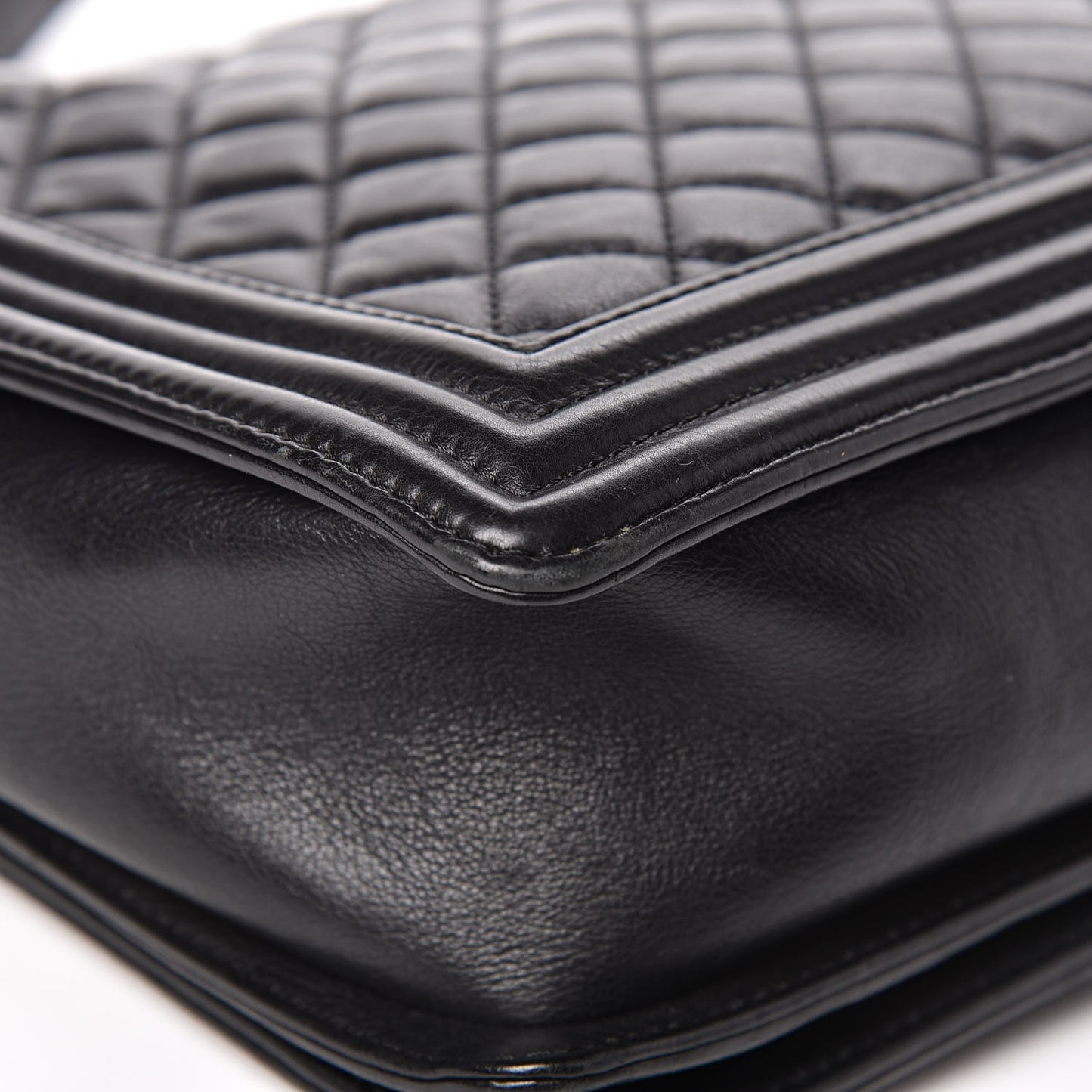 Calfskin Quilted Large Boy Flap Black