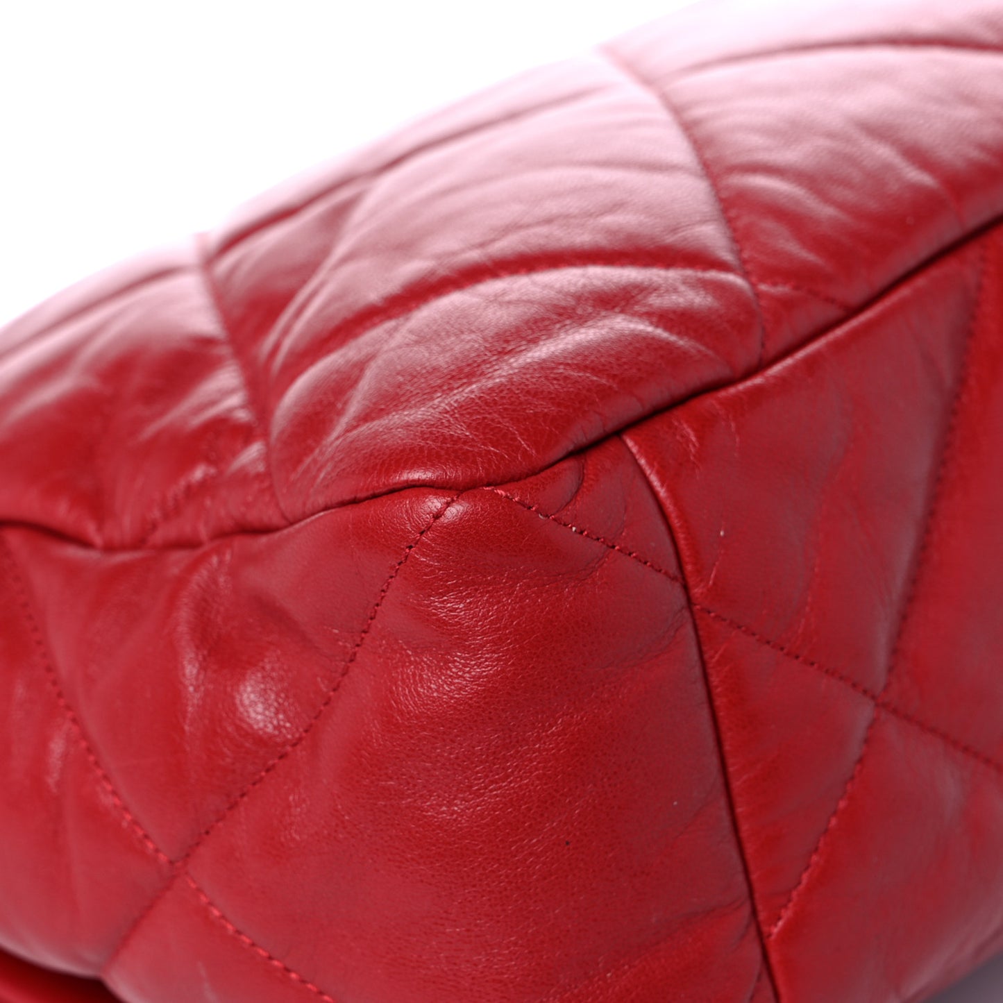 Goatskin Quilted Maxi Chanel 19 Flap Red