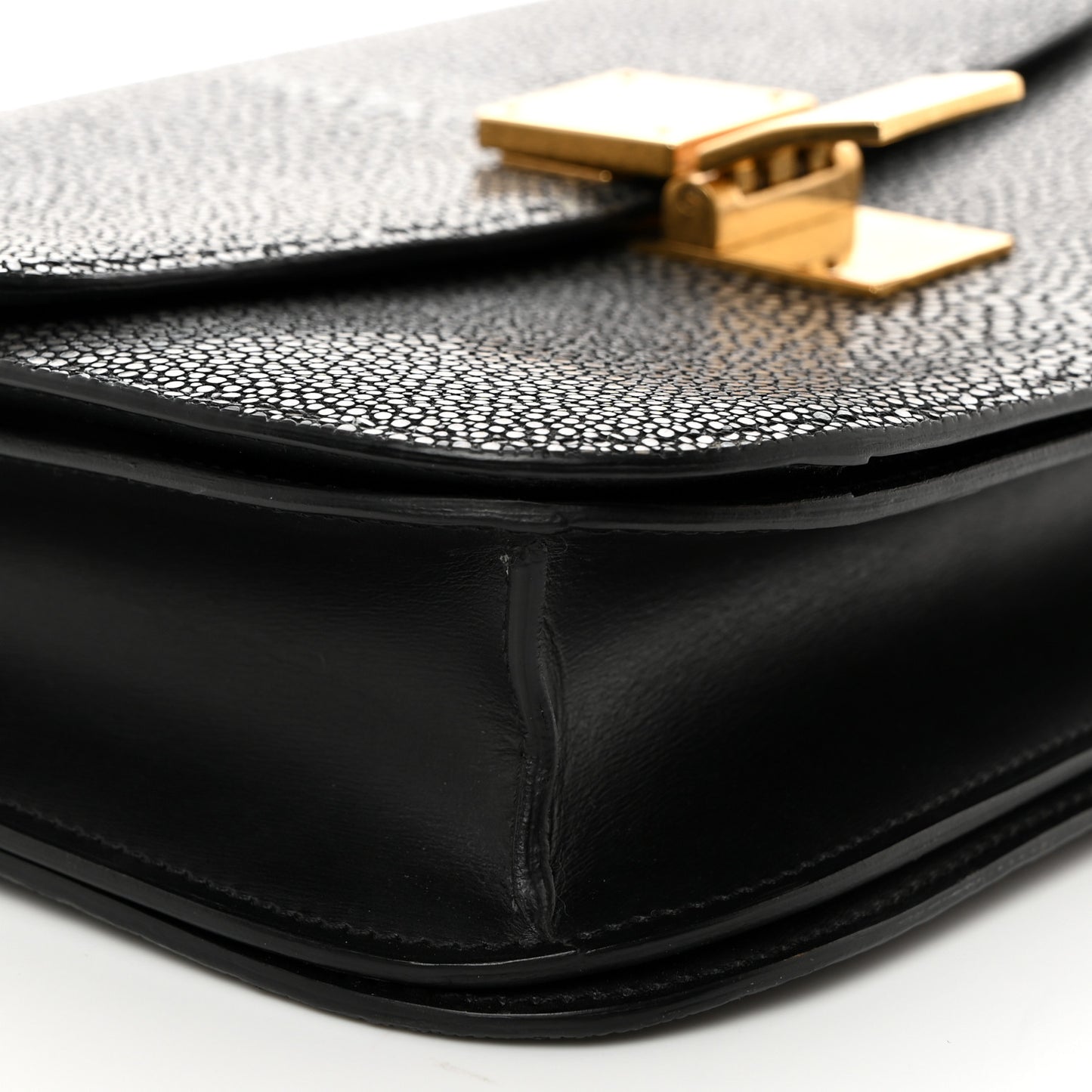 Stingray Medium Classic Box Flap Bag Navy