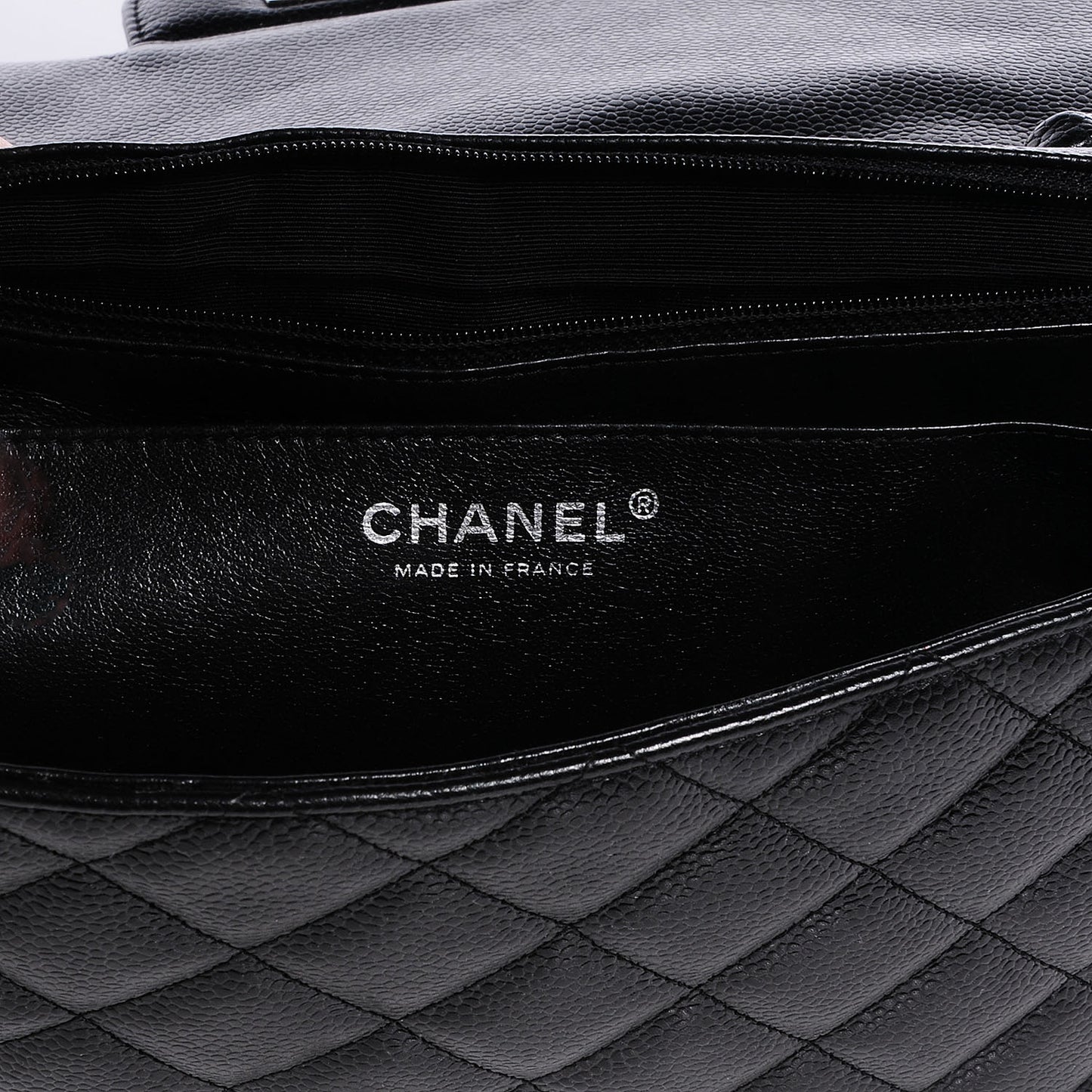 Caviar Jumbo Single Flap Black