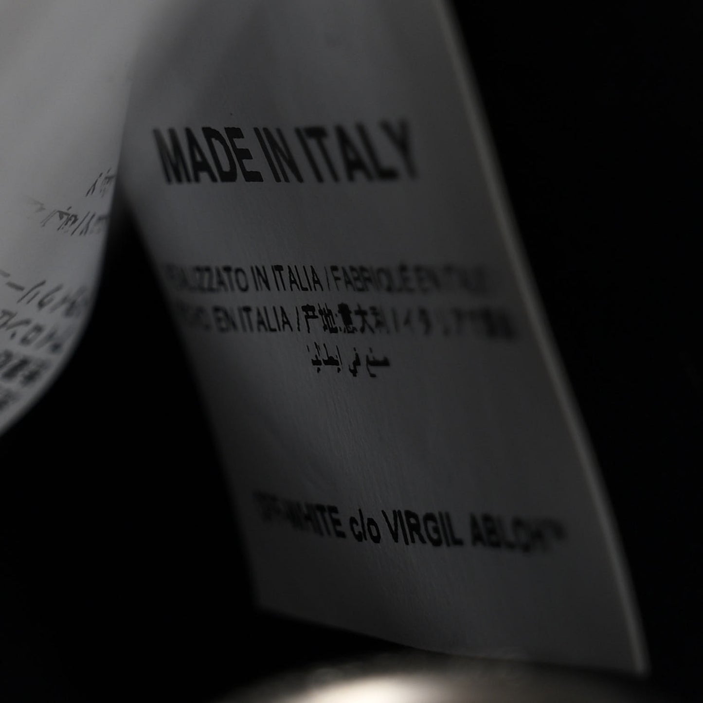 Saffiano Sculpture Binder Clip Shoulder Bag Black