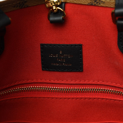 Louis Vuitton Reverse Monogram Giant Onthego MM 6 of 9