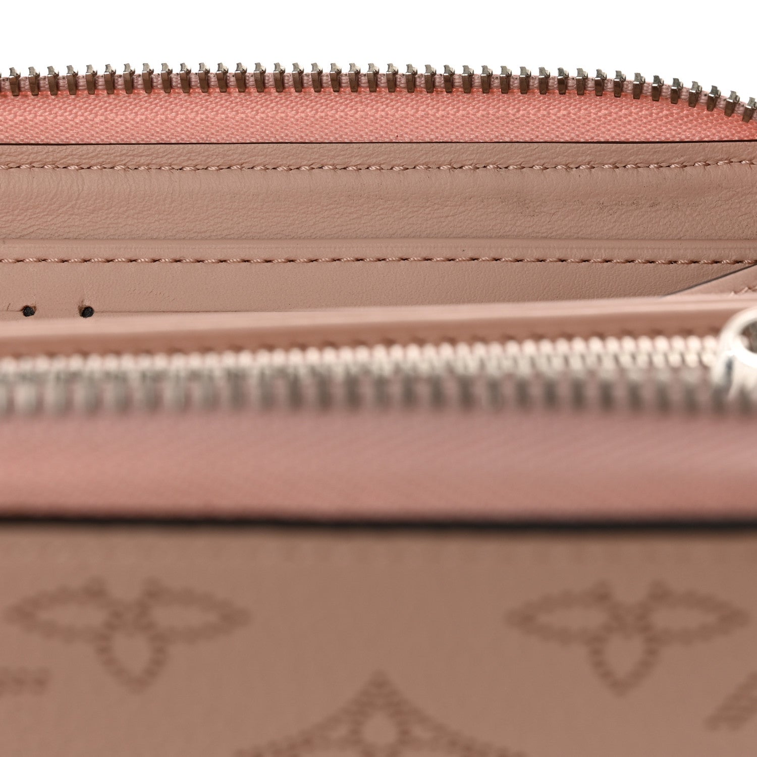 Louis Vuitton Mahina Zippy Wallet Magnolia 11 of 12