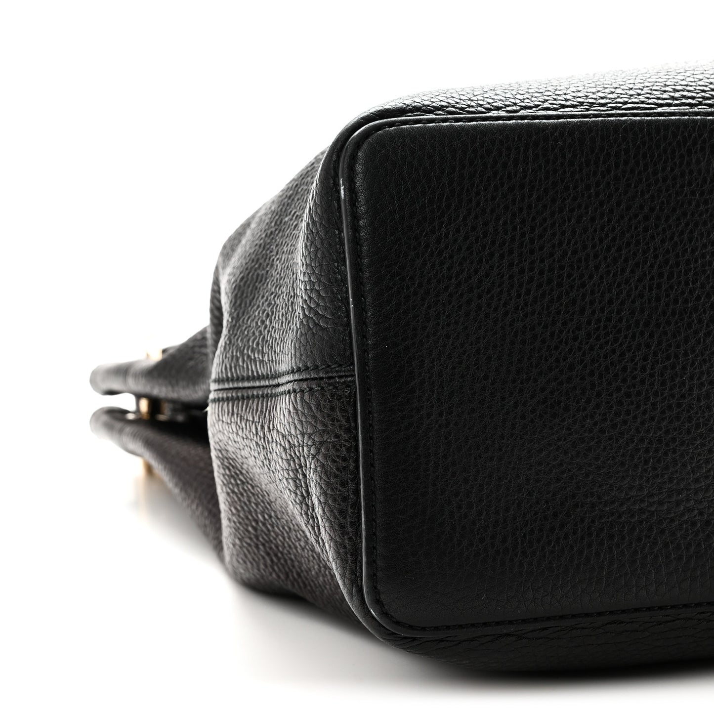Pebbled Calfskin Large Soho Hobo Black Black