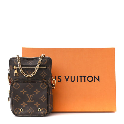 Louis Vuitton Monogram Utility Phone Sleeve 12 of 12