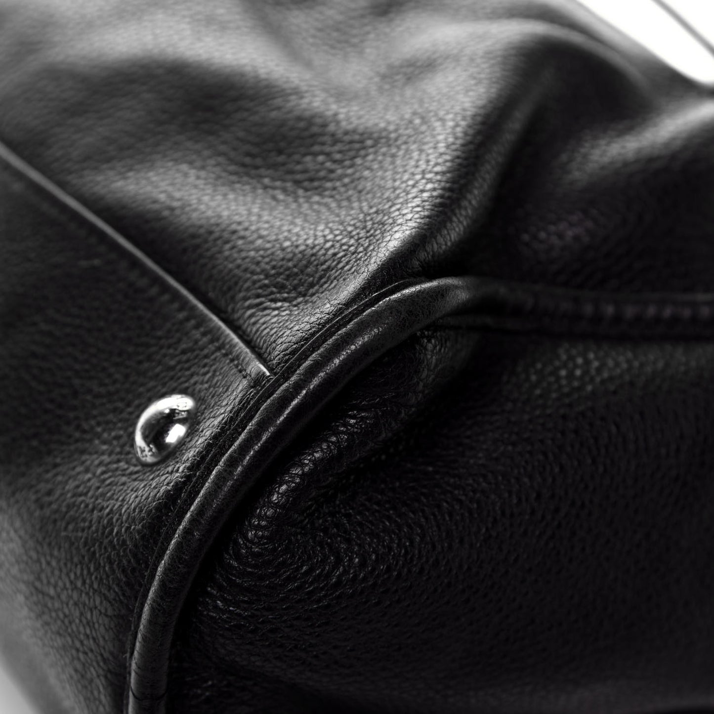 Vitello Daino Top Handle Tote Black