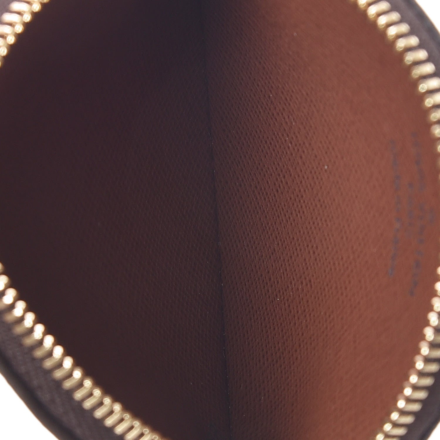 Louis Vuitton Monogram Round Coin Purse 5 of 6