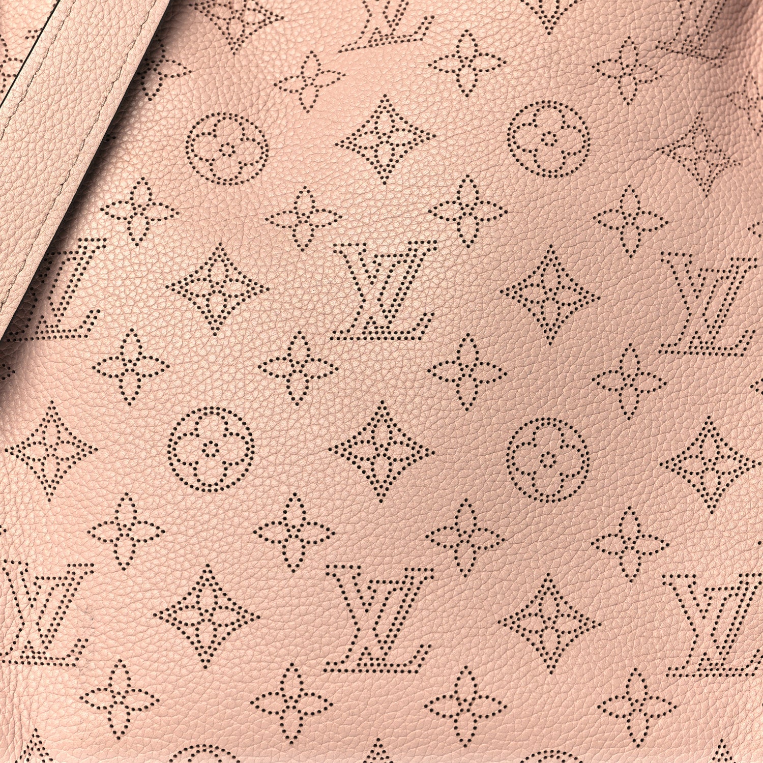 Louis Vuitton Mahina Babylone Chain BB Magnolia 8 of 18
