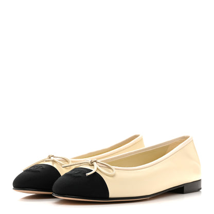 Chanel Calfskin Grosgrain Cap Toe CC Ballerina Flats 40 Ivory Black 4 of 10