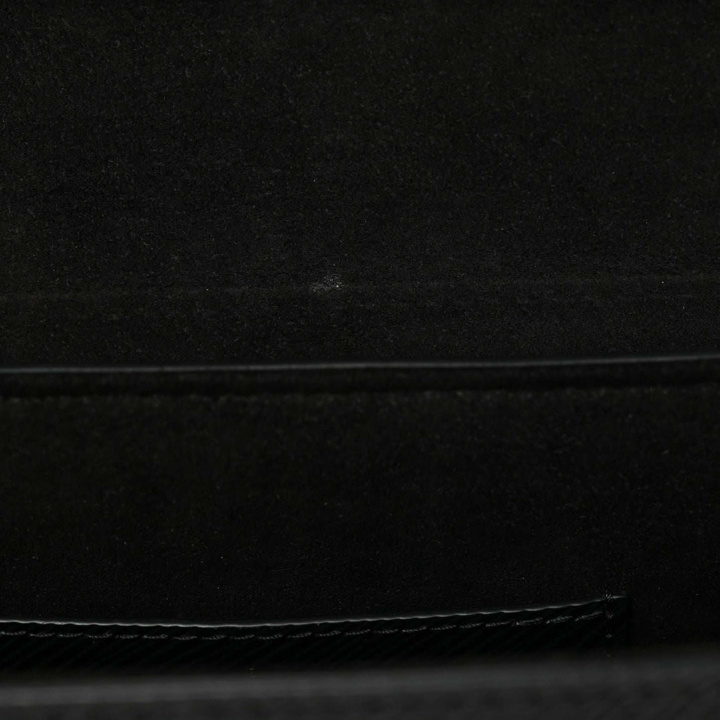 Epi Twist Shoulder Bag MM Black