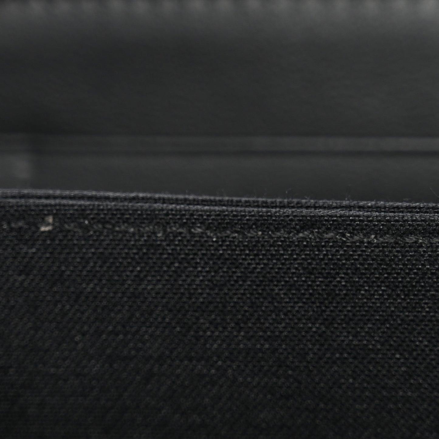 Vitello CamouFF Zip Around Wallet Black Multicolor