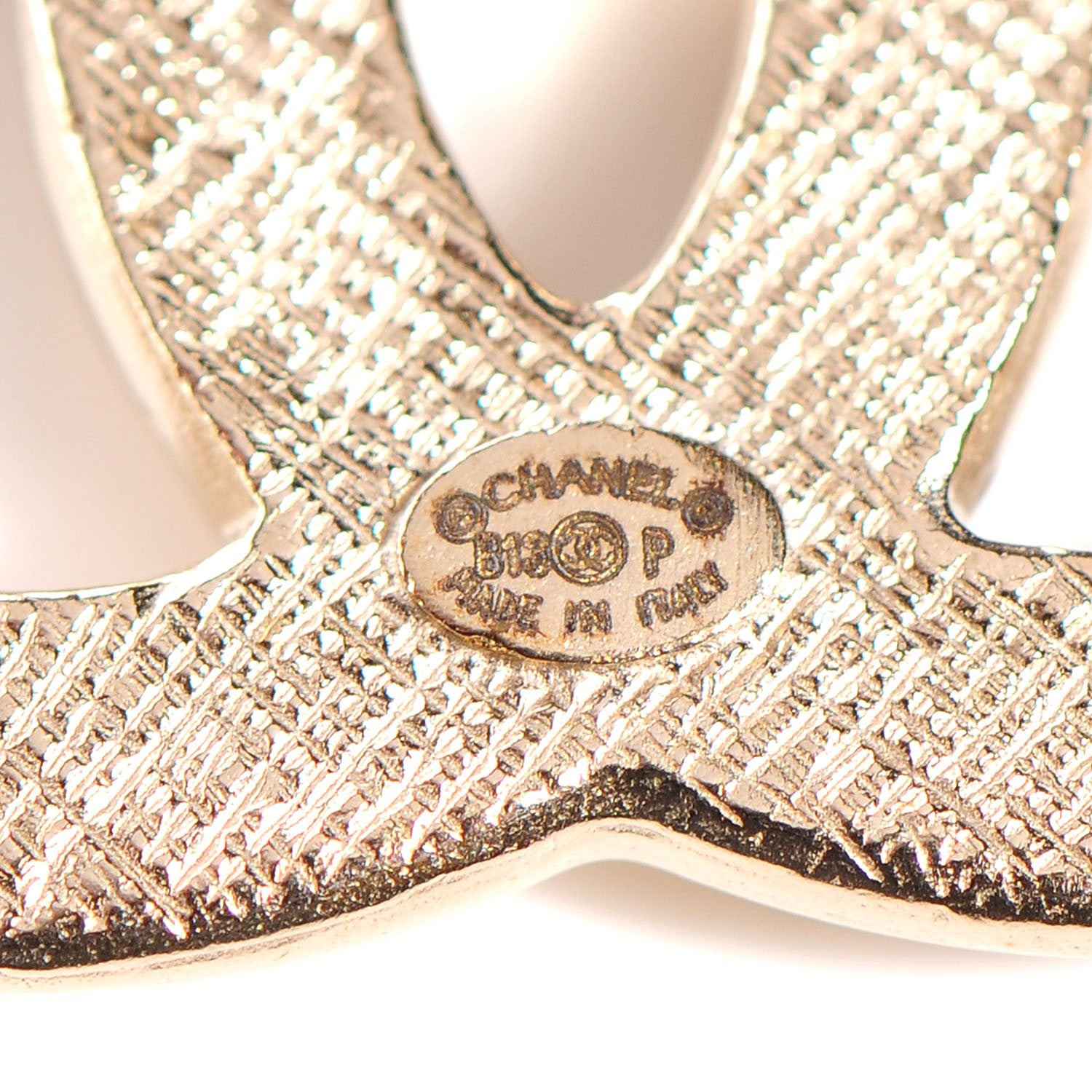 Chanel CC N°5 Bag Charm Light Gold 5 of 5