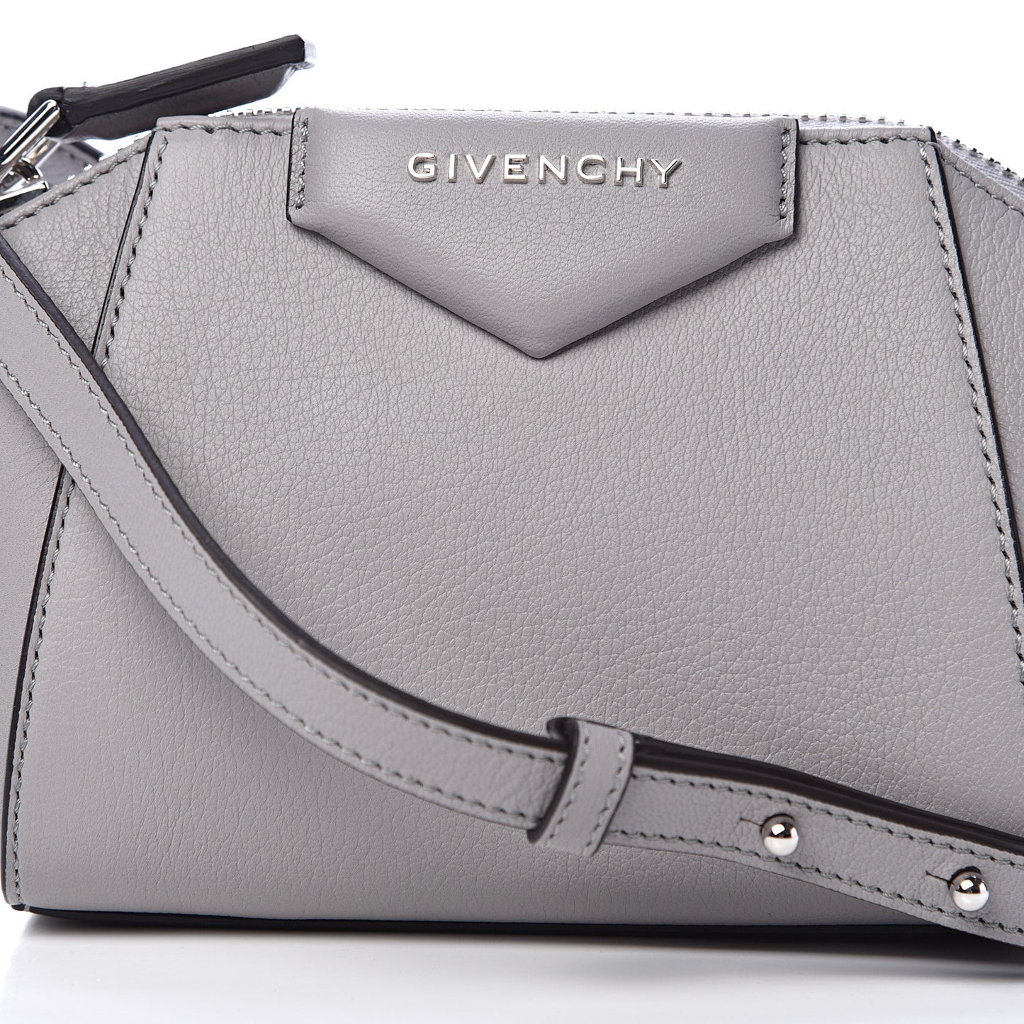 Sugar Goatskin Nano Antigona Pearl Grey