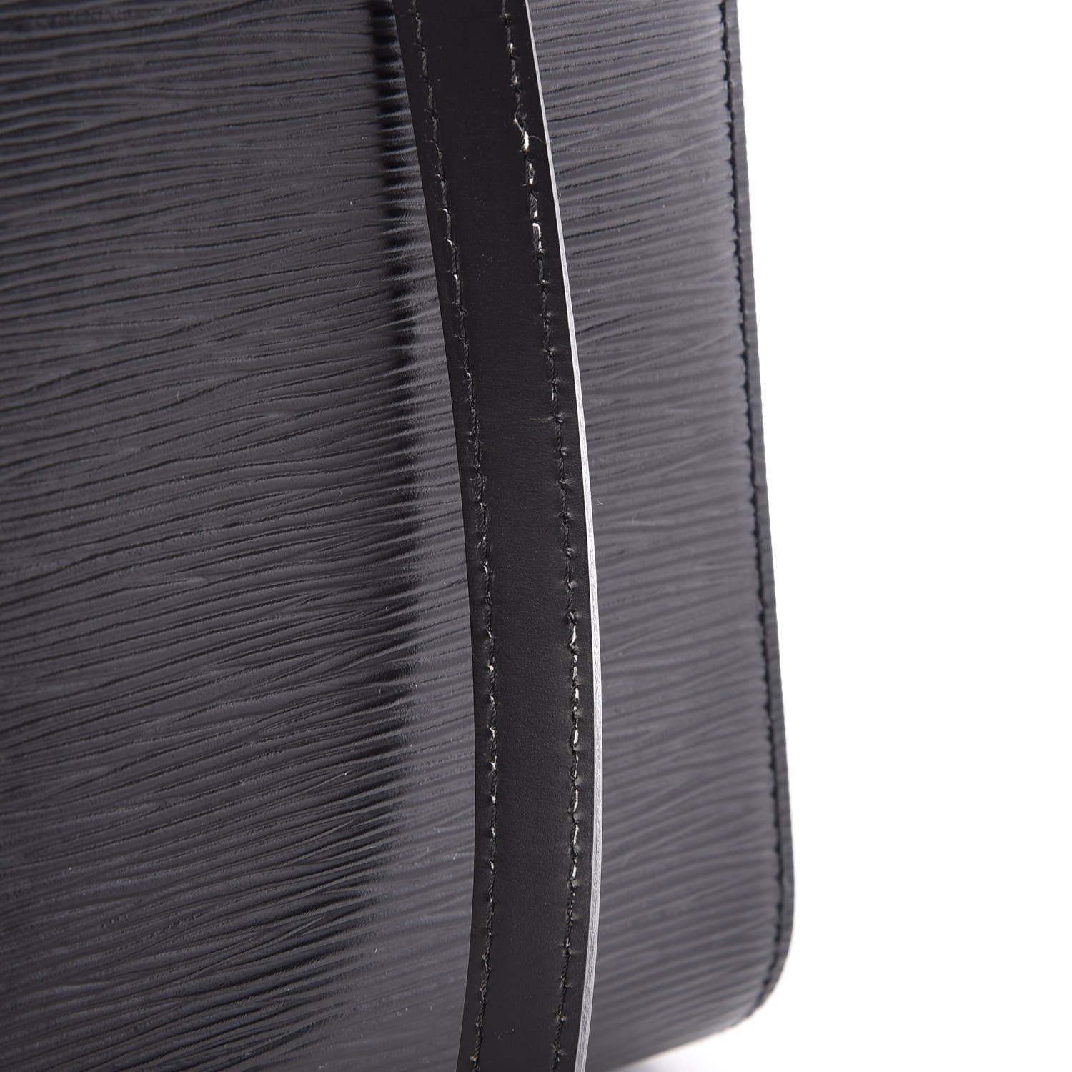 Louis Vuitton Epi Cluny MM Black 7 of 9