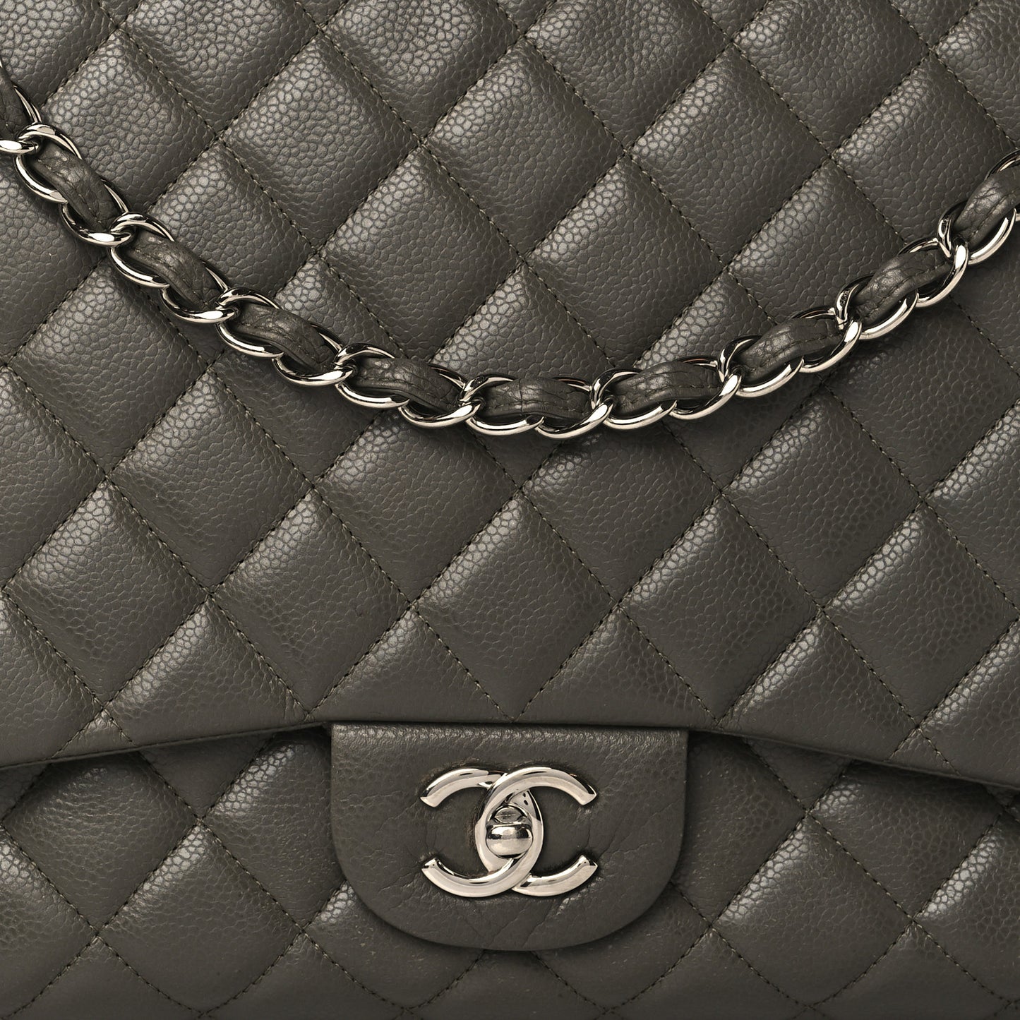 Caviar Quilted Maxi Single Flap Grey